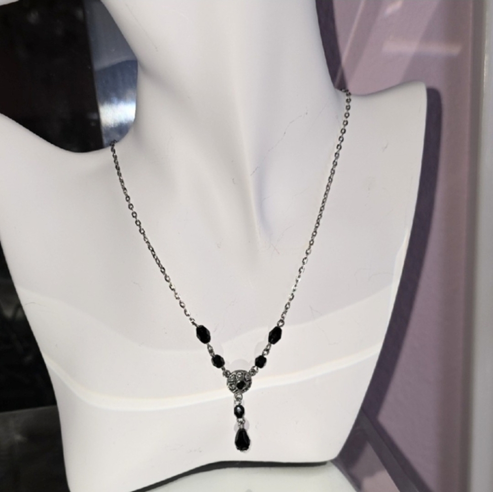 Victorian Styled Black and Silver Necklace by Jan Palmer - Picture 2 of 9